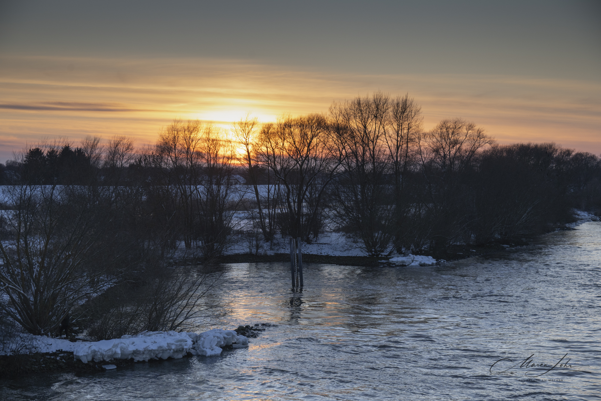 Sonnenuntergang an der Elbe
